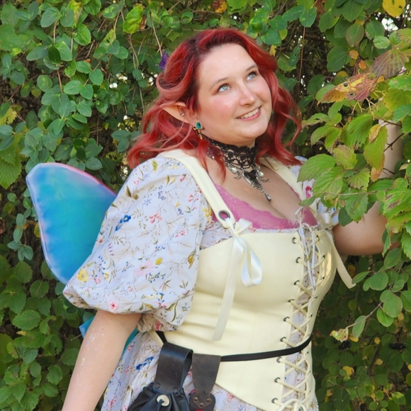 Meet your Posher, Natalie - Picture 2 of 3